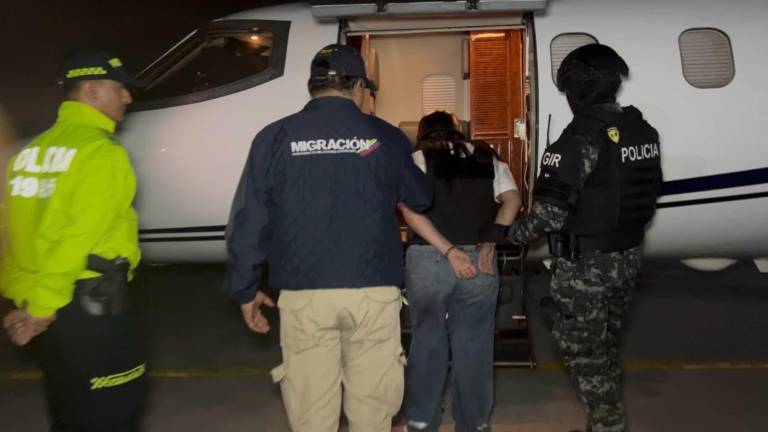 Colombia expulsa a esposa e hija de alias Fito: serán trasladadas a Guayaquil y recluidas en La Roca