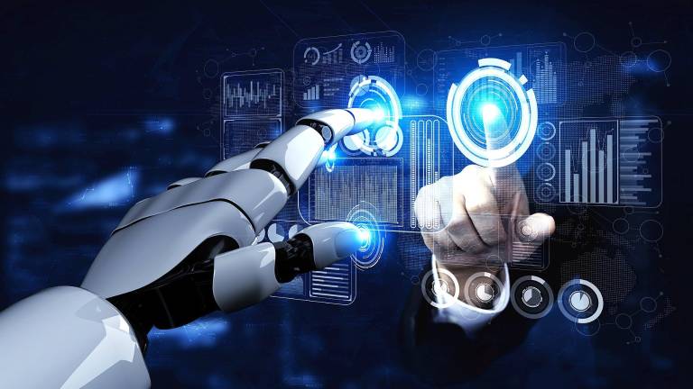 Atención innovadores: jóvenes ecuatorianos pueden postular a prestigioso premio MIT