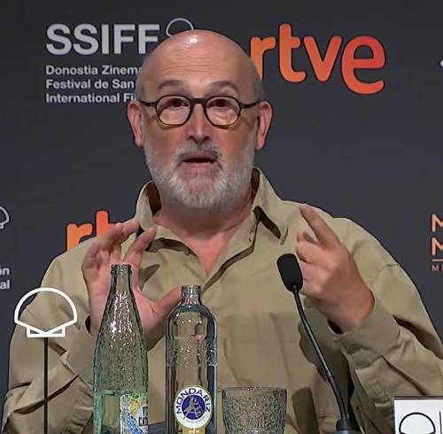 El actor Javier Cámara habla sobre 5 minutos más.