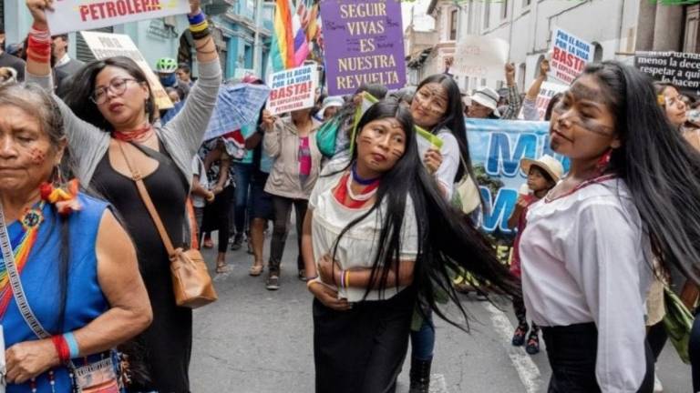 Mujeres indígenas exigen respeto a sus territorios y la Amazonía