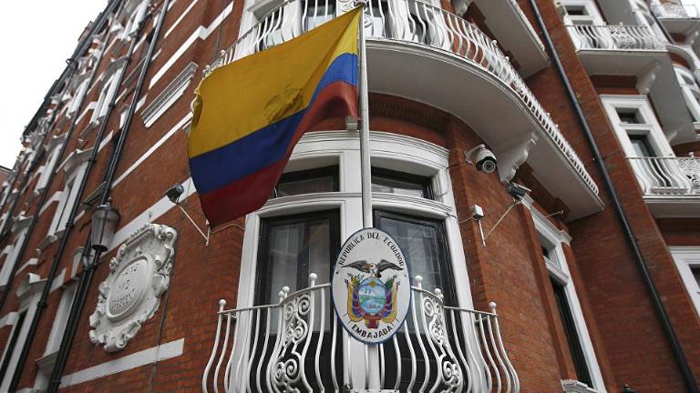 Nuevo embajador viaja a Londres para repotenciar relaciones