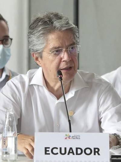 Lasso compromete capacidad de Ecuador para responder a demanda regional de vacunas
