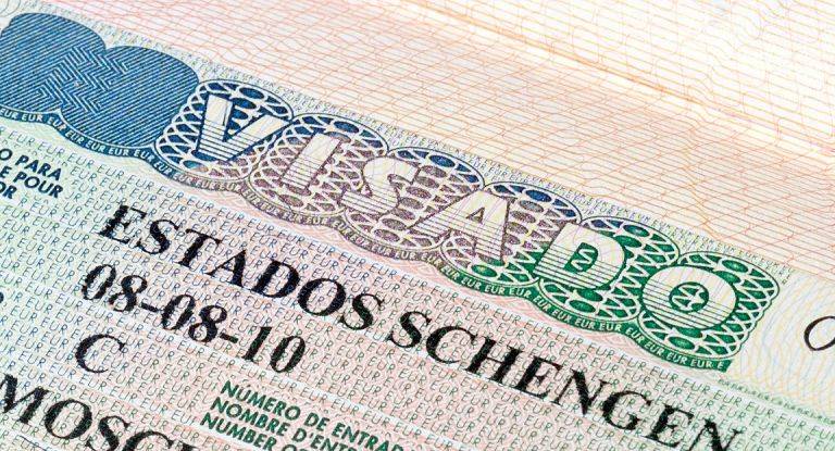 Ecuador insiste en que se elimine la Visa Schengen