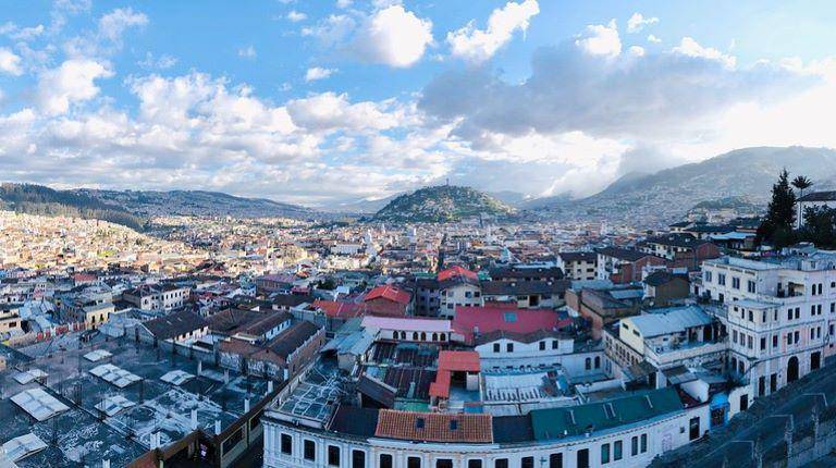 Municipio reporta millonarias pérdidas económicas en Quito debido a manifestaciones