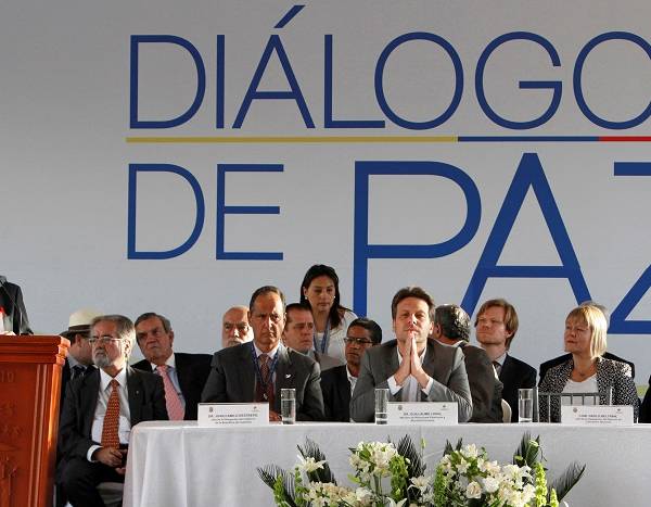 Diálogos de paz con ELN "van bien", afirma gobierno de Colombia