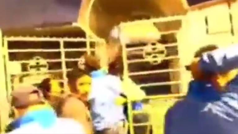 Video muestra a Director del MIES en Guaranda saliendo en aparente estado etílico de un centro infantil
