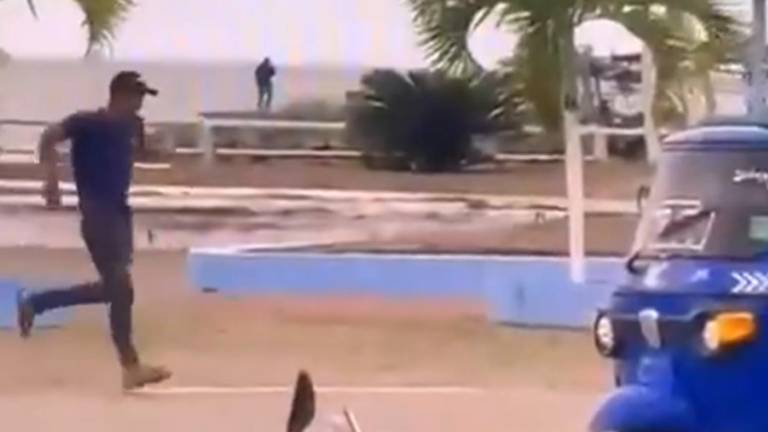 Sujetos con fusiles asesinan a al menos cuatro personas en playa de San Vicente