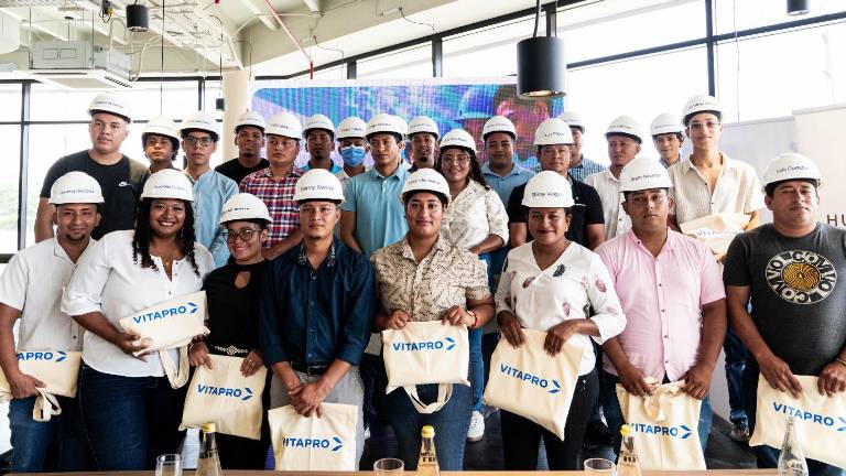 Vitapro financiará formación técnica de 25 jóvenes de Yaguachi