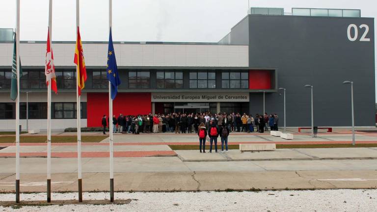 Becas de másters para ecuatorianos son ofrecidas por la Universidad Europea Miguel de Cervantes