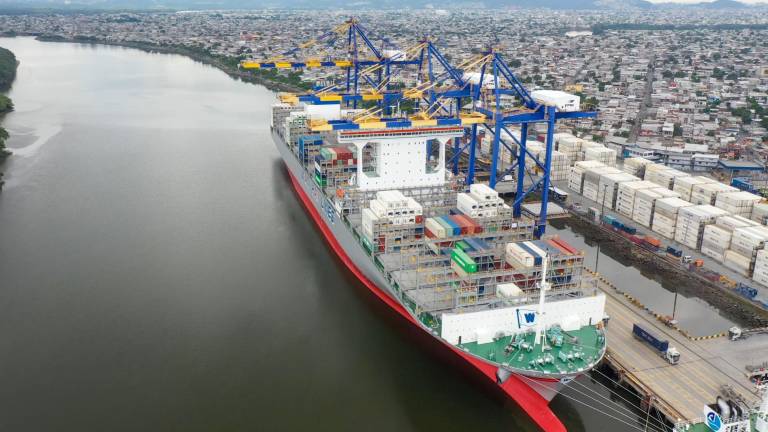 Buque taiwanés de gran capacidad arribó a Guayaquil