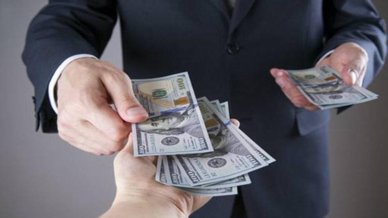 Salario Básico se fija en USD 482 para el 2026 en Ecuador: Gobierno confirma incremento de 12 dólares