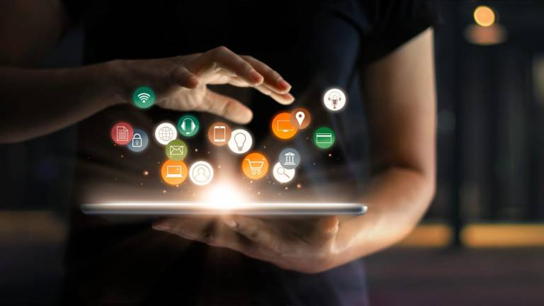 Gobierno renueva contratos con operadoras móviles: ¿Qué pasará con Claro, Movistar y Tuenti?