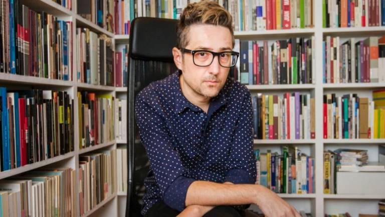 Patricio Pron, ganador del Premio Alfaguara 2019