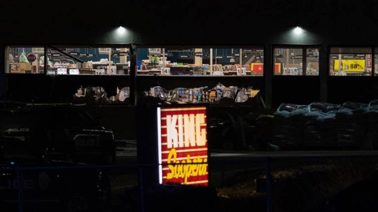 Varios muertos en un tiroteo en un supermercado en Colorado: graban momentos de pánico
