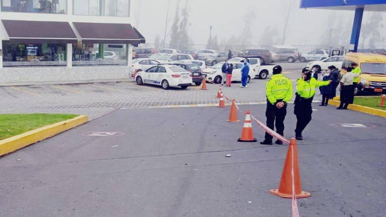 Explotan cajero automático cerca del aeropuerto de Quito
