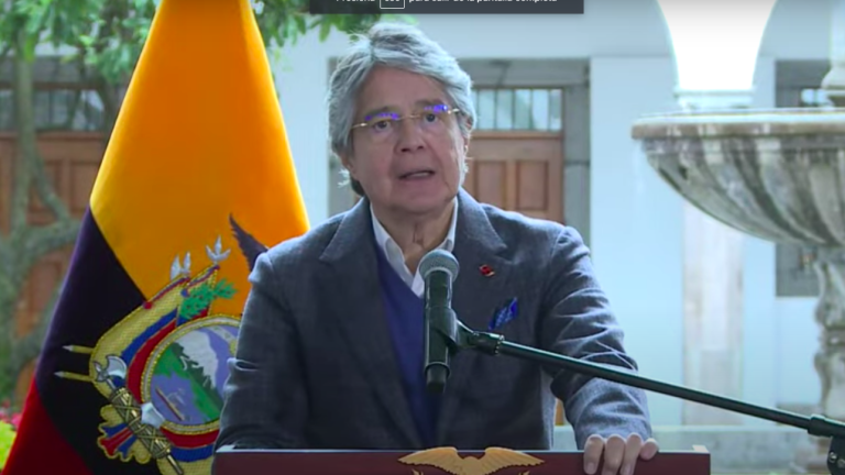 Guillermo Lasso no se postulará a la presidencia, pero dijo que regresará.