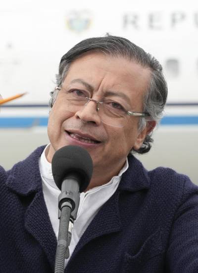 Fotografía cedida por la Presidencia de Colombia de su mandatario, Gustavo Petro, durante una alocución este miércoles, en Bogotá.