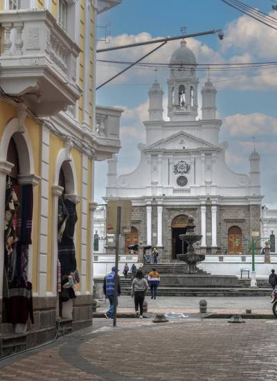 El sector industrial que comenzó en Quito experimentó una ola de mudanzas.