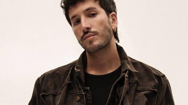 El artista colombiano vuelve a Ecuador con su nuevo tour “Entre Tanta Gente