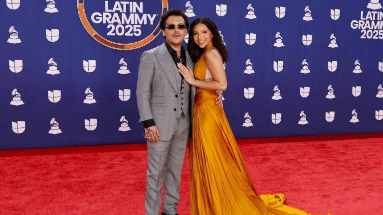 Christian Nodal aclara su postura sobre tener hijos con Ángela Aguilar en medio de rumores sobre su relación