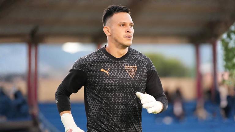 El arquero de Liga de Quito, Gonzalo Valle, en una práctica.