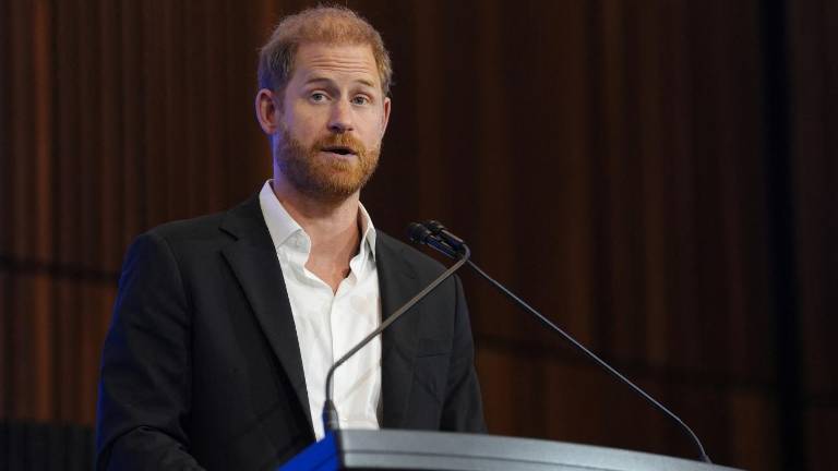 Príncipe Harry asegura que la muerte de Lady Di influyó en su decisión de no formar parte de la familia real