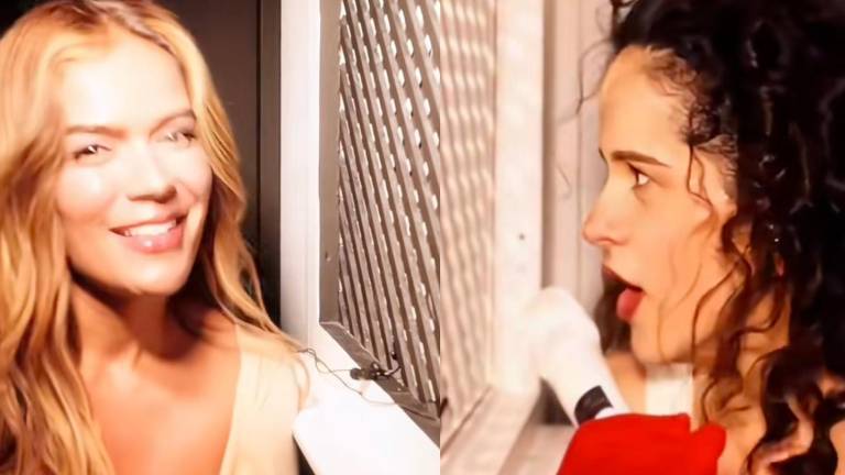 Karol G se sincera con Rosalía: una expareja la dejó en un aeropuerto y decidió terminar la relación