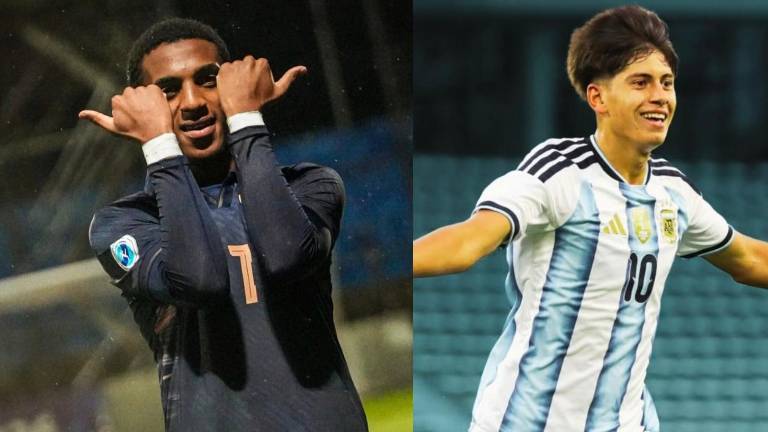 Hólger Quintero es jugador de Ecuador, mientras que Giovanni Baroni es jugador de Argentina.