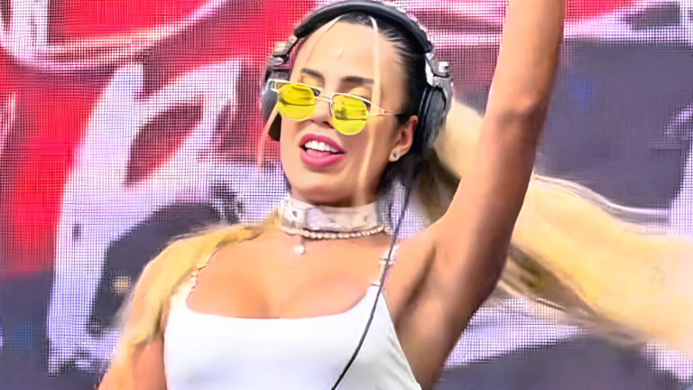 Camila Gil, DJ y activista trans, falleció a los 29 años, dejando un legado de libertad, autenticidad y lucha por la visibilidad LGBTI+ en la música electrónica.