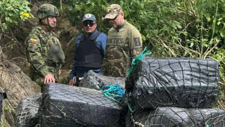 Operativo Feriado Sorpresa: 4,5 toneladas de droga y dos embarcaciones fueron incautadas en Manabí