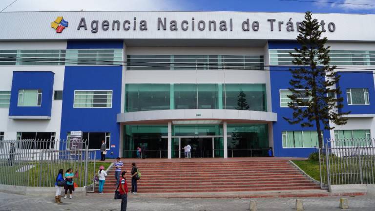 Contraloría realizará un examen especial y una auditoría informática en la ANT