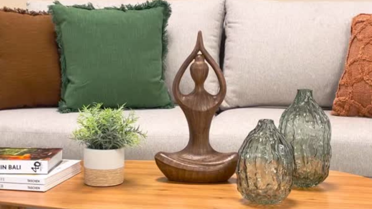 Pycca lanza 'Colors 2025: la vibra de tu hogar' con tres colecciones que redefinen el diseño interior en Ecuador