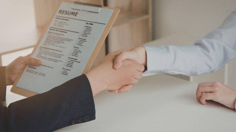 Vacantes laborales en importantes empresas del país.