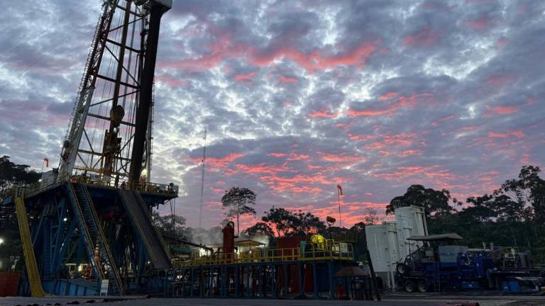 Petroecuador y la empresa china CCDC descubrieron un nuevo pozo petrolero en Sucumbíos