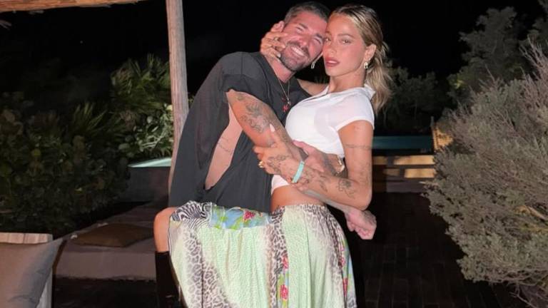 Tini Stoessel vivió un momento inesperado durante una entrevista televisiva en Paraguay.