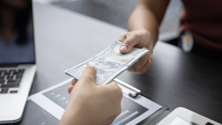 Nuevo apoyo económico en Estados Unidos: ¿Quiénes recibirán la beca cultural de USD 850 mensuales?