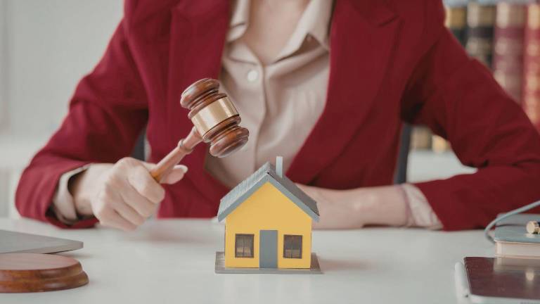 Remates judiciales del BIESS 2026: ¿Cómo adquirir una vivienda por el sistema de coactivas?