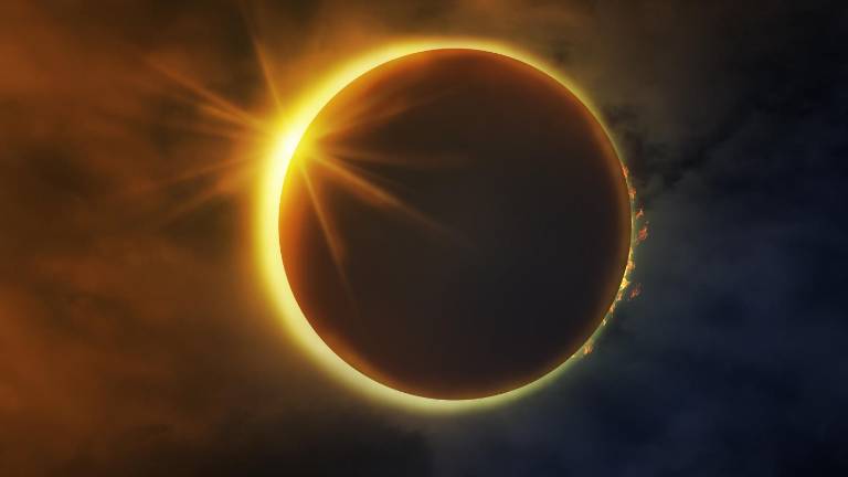 Eclipse solar total del 12 de agosto: ¿se verá desde Ecuador y cómo proteger tus ojos?