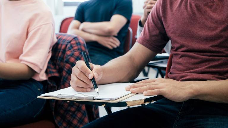 Más de 40 universidades de EE.UU. buscarán estudiantes ecuatorianos: todo sobre postulaciones y visas