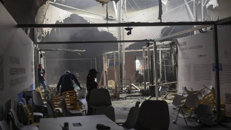 Se controla el incendio en la COP30 en Brasil, pero algunos pabellones permanecen cerrados