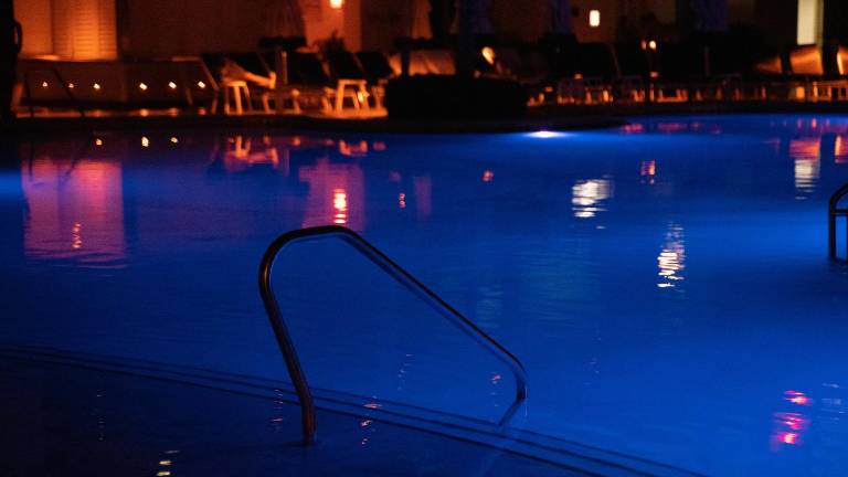 Clausuran evento nudista desarrollado en un spa en el sur de Quito