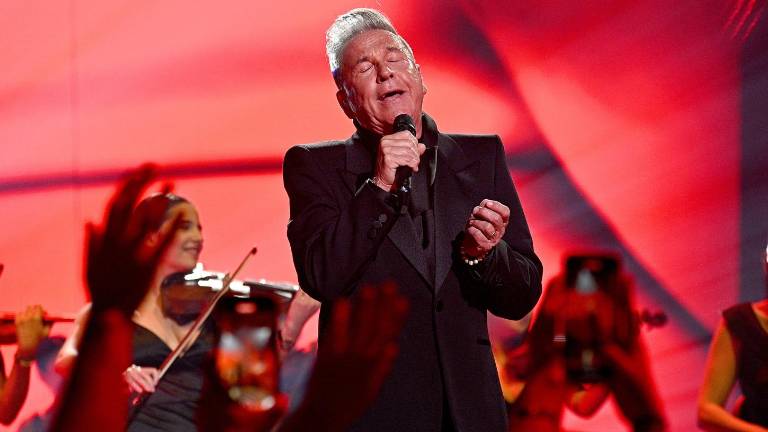 Ricardo Montaner presenta 'Para que seas feliz', un tema para el amor que sabe soltar