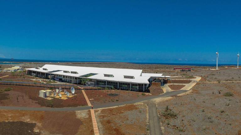 Daniel Noboa explica las tres funciones que tendría una base extranjera en Galápagos