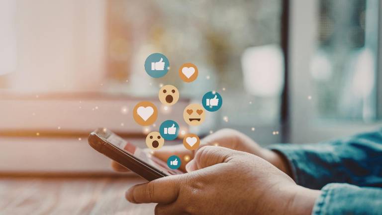 Las redes sociales bajo escrutinio: La hora de regular lo irregulable ha llegado