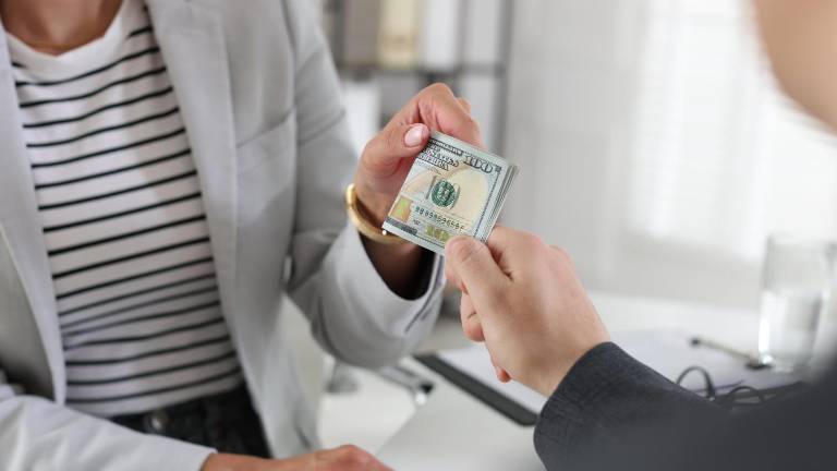 Consulta si puedes recibir el Bono de Desarrollo Humano o pensiones del MIES en Ecuador