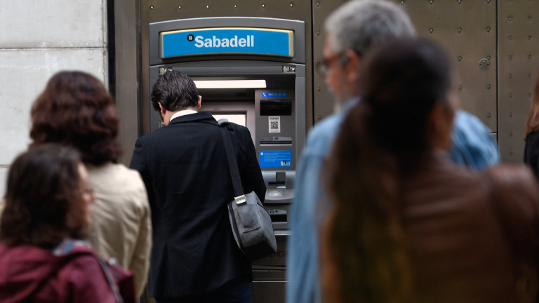 España inicia una transformación total de sus cajeros automáticos para garantizar la accesibilidad a personas con discapacidad.
