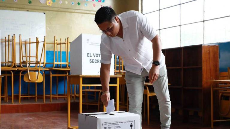 Consulta Popular 2025 en Ecuador: CNE aprueba calendario y convoca a elecciones en noviembre