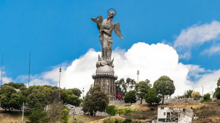 Pico y Placa rige este miércoles 24 de diciembre en Quito: placas, horarios y multas