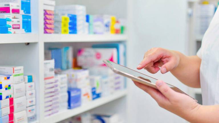 Contraloría detecta perjuicio de más de USD 11 millones por compra de medicinas en hospitales de Ecuador
