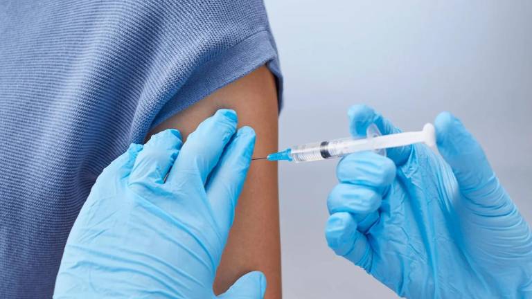 Vacunación contra el VPH en Ecuador: campaña comenzará el 6 de noviembre en cinco territorios